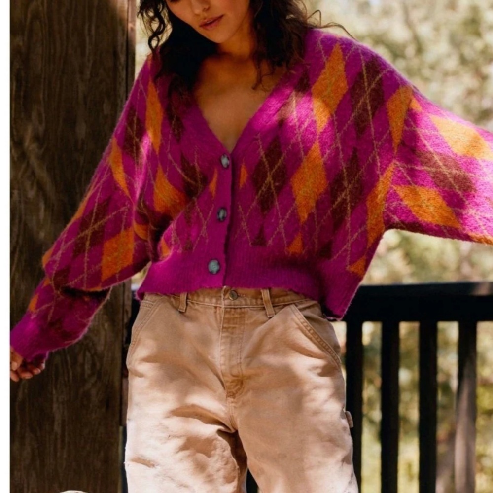 New DAYDREAMER Fuchsia Sunset Argyle Cardigan Size Small